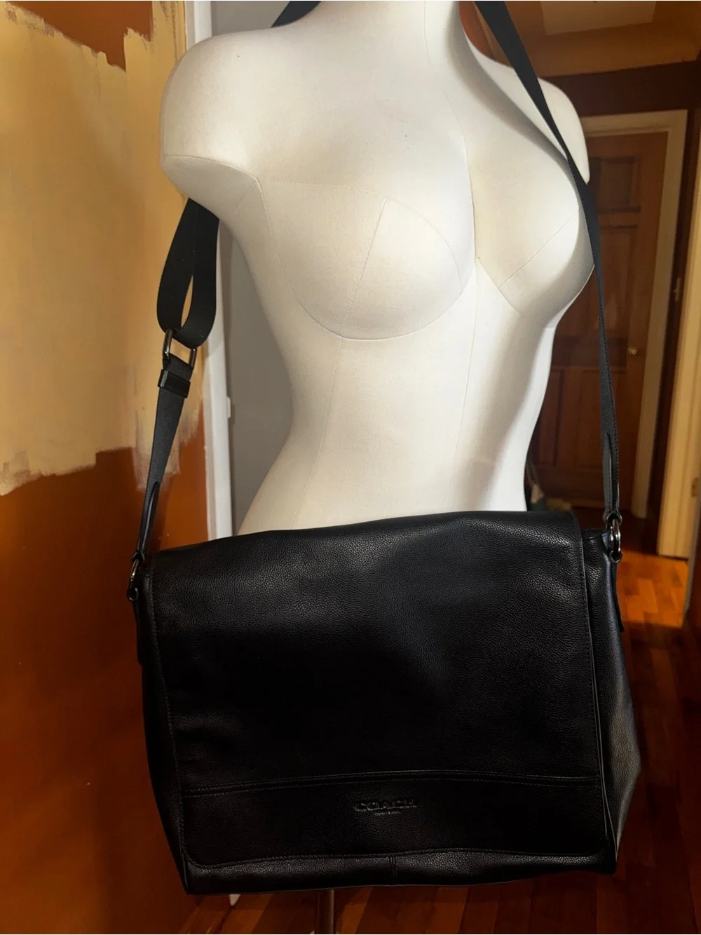 COACH Black Leather messenger bag